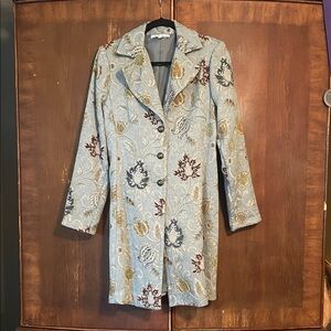 Cabi Guinevere tapestry brocade coat jacket size 8 with velvet sash